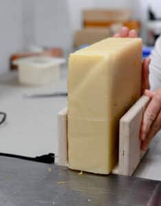 Alegna Soap® Cutting and Curing Soap 