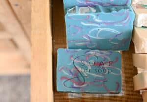 Alegna Soap® Cutting and Curing Soap for Soup